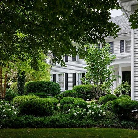 ساوغاتوك Wickwood Inn المظهر الخارجي الصورة